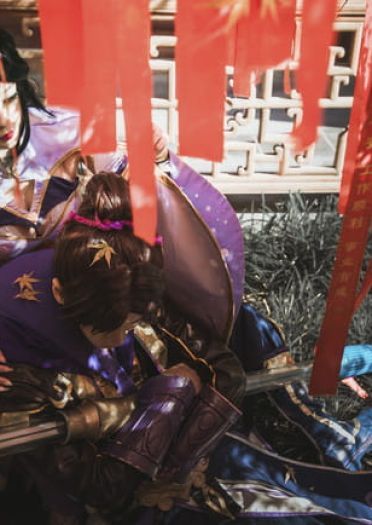 姻缘呢，上天安排的最大嘛~