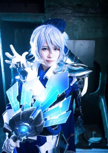 王者荣耀 诸葛亮 两只小亮亮你选哪个呀 cosplay