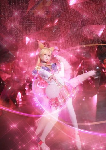英雄联盟 阿狸 星之守护者 九尾妖狐阿狸 cosplay
