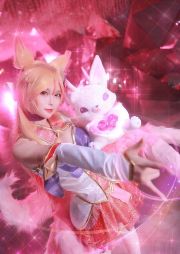 英雄联盟 阿狸 星之守护者 九尾妖狐阿狸 cosplay