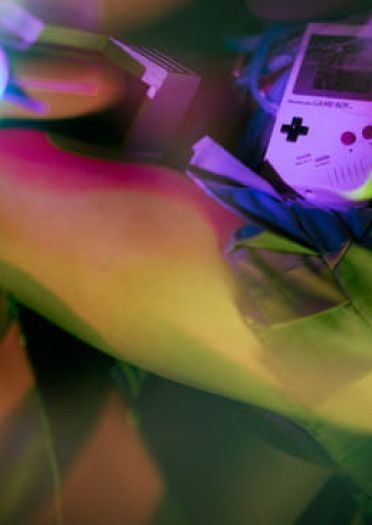 厄运小姐-电玩女神