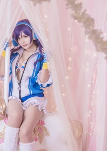 你是想要和我玩，还是想要和我的企鹅玩呢？