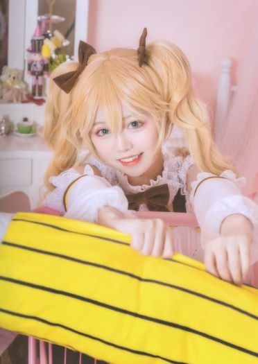 恋与制作人 周棋洛性转 cosplay