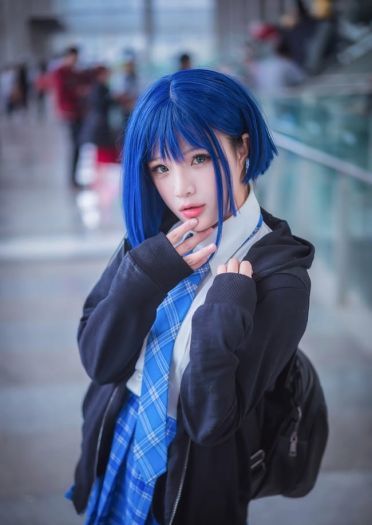 《DARLING in the FRANXX》莓 cos场照