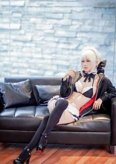 阿尔托利亚Alte 女仆泳装 cosplay