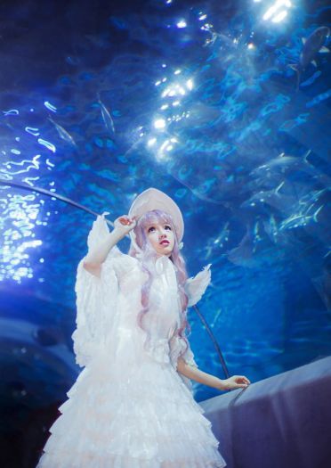 堕入深海的天使 少女写真集(1)