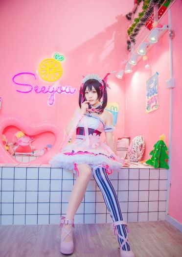 妮可情人节女仆