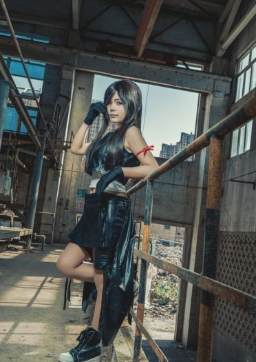 风炎蔷薇——蒂法 洛克哈特