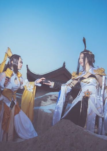 剑侠情缘网络版叁 雪河藏剑成女&秦风纯阳成女 cosplay图片(1)