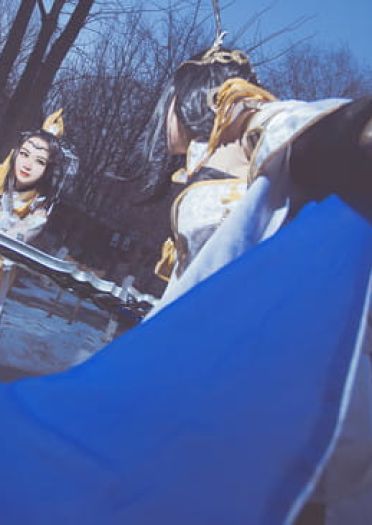 剑侠情缘网络版叁 雪河藏剑成女&秦风纯阳成女 cosplay图片(1)