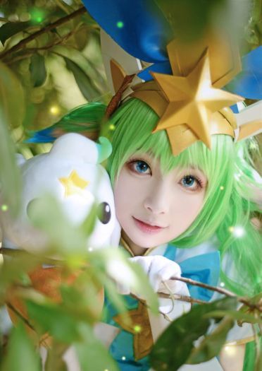 英雄联盟 仙灵女巫璐璐 cosplay图片
