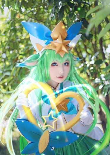 英雄联盟 仙灵女巫璐璐 cosplay图片
