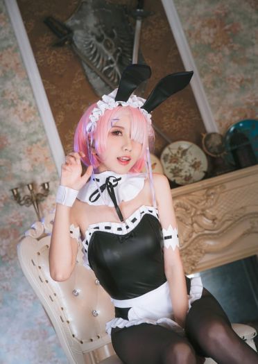 Re:从零开始的异世界生活 兔女郎拉姆蕾姆 cosplay图片