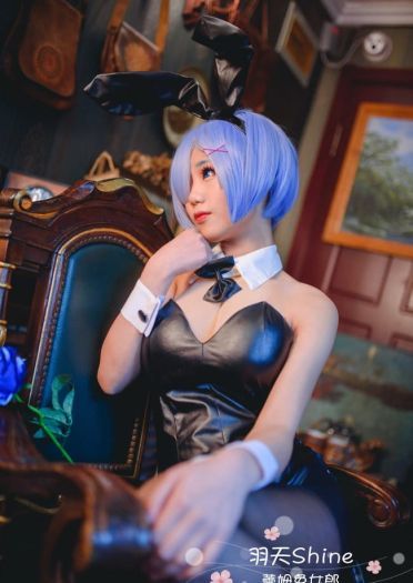 蕾姆兔女郎黑丝 cosplay