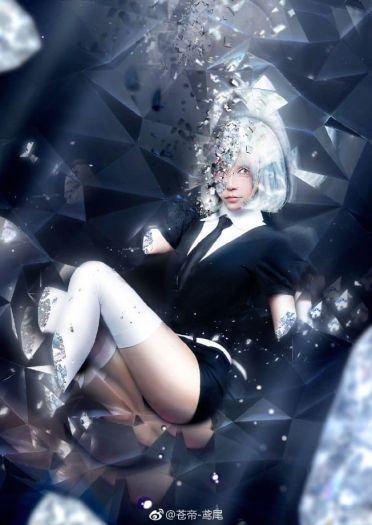 宝石之国 黑白钻石 cosplay图片(1)