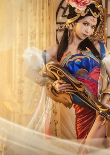 春江花月照人生无穷 弦音流转听山河入梦