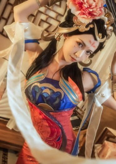 春江花月照人生无穷 弦音流转听山河入梦