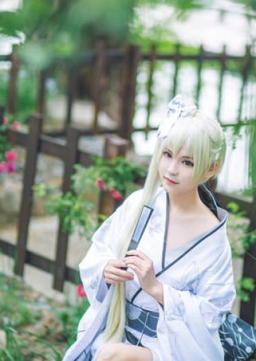 神户园花开烂漫 可惜我那天去遇到下雨 缘之空 穹妹 cosplay