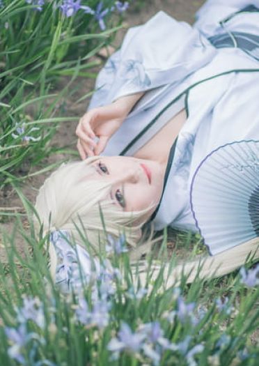 神户园花开烂漫 可惜我那天去遇到下雨 缘之空 穹妹 cosplay