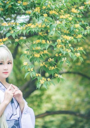 神户园花开烂漫 可惜我那天去遇到下雨 缘之空 穹妹 cosplay