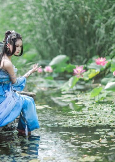 剑侠情缘网络版叁 七秀 御姐 cosplay