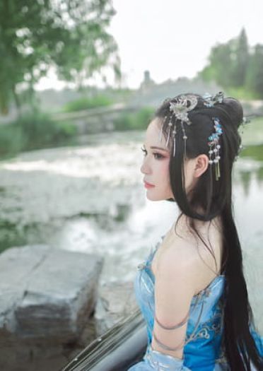 剑侠情缘网络版叁 七秀 御姐 cosplay