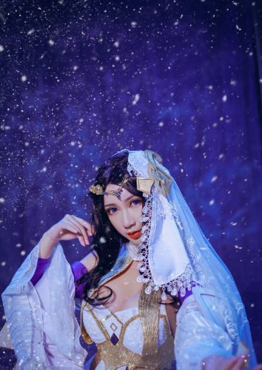 这么直白的盯着妾身，好羞涩哦～