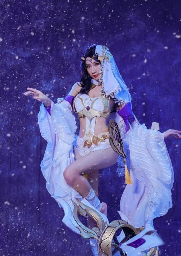 这么直白的盯着妾身，好羞涩哦～