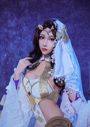 这么直白的盯着妾身，好羞涩哦～