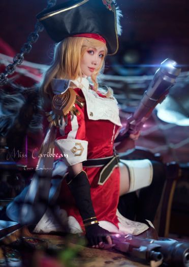 虞姬加勒比小姐cos正片