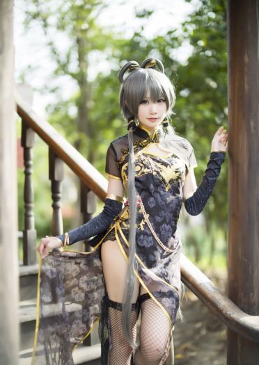 洛天依 旗袍 绝对领域 cosplay