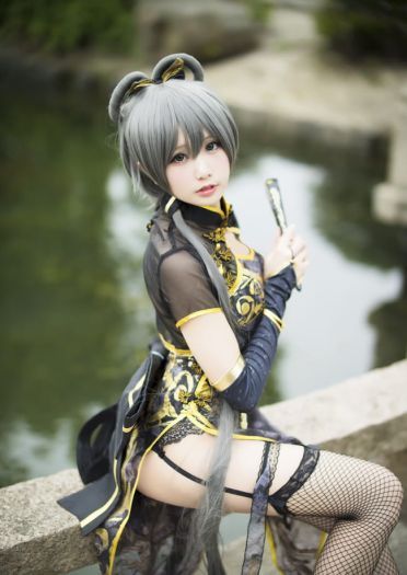 洛天依 旗袍 绝对领域 cosplay