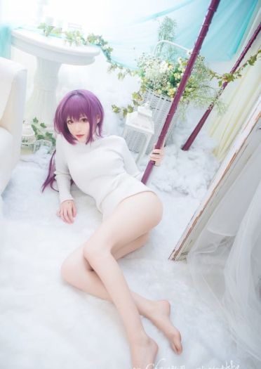 18岁的少女！才不是什么老巫婆！