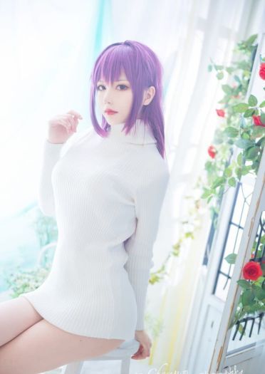 18岁的少女！才不是什么老巫婆！