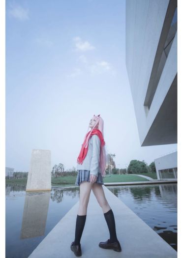 DARLING in the FRANXX 02cos正片