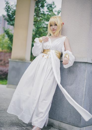 【cos正片】尼禄睡衣cos