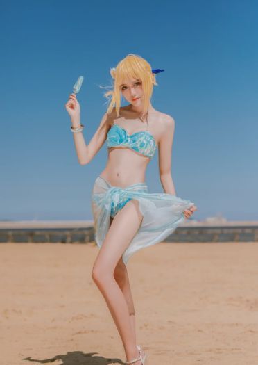 【cos正片】Fate/Extra Saber 泳装