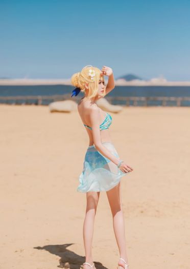 【cos正片】Fate/Extra Saber 泳装