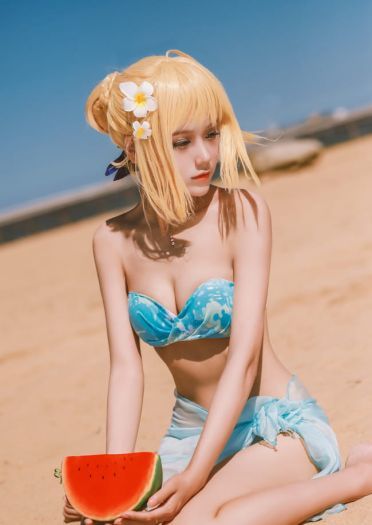 【cos正片】Fate/Extra Saber 泳装