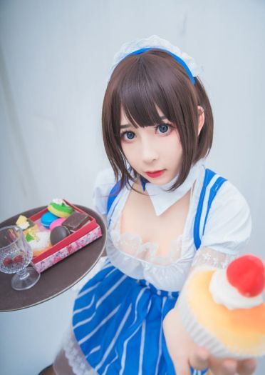 路人女主的养成方法 黑丝 女仆 cosplay