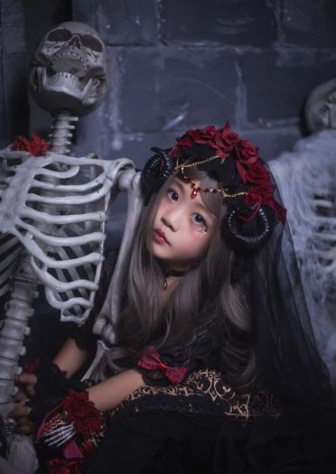 【LOLITA】可爱小魔女，给你们下个【诅咒】