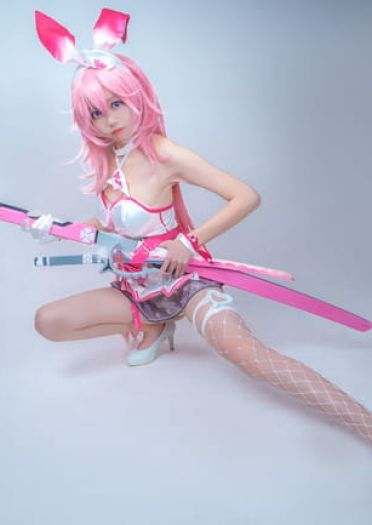 崩坏学园3 护士装 八重樱 cosplay