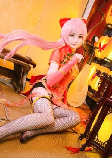 VOCALOID LUKA 巡音 cosplay