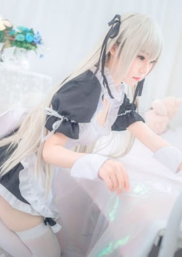 缘之空 穹妹 女仆 白丝 腿控 cosplay