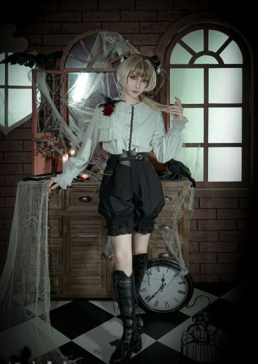 【Lolita】蛰伏之夜