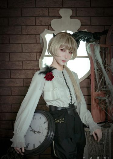 【Lolita】蛰伏之夜