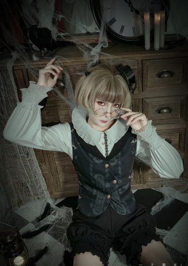 【Lolita】蛰伏之夜