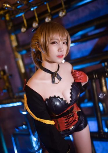 碧蓝航线 御姐 战列舰 朋克 cosplay