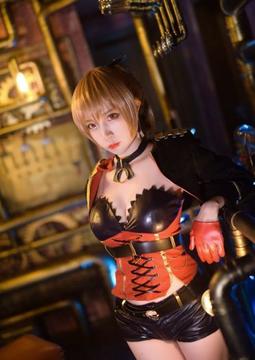 碧蓝航线 御姐 战列舰 朋克 cosplay