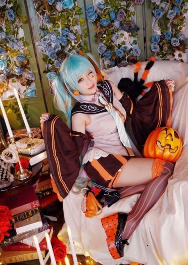 VOCALOID 万圣节 初音ミク 双马尾 绝对领域 cosplay